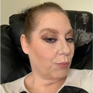 Meet your Posher, Judith